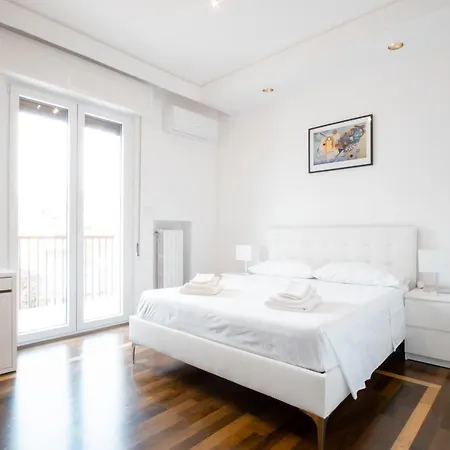 Apartament Dai Bersaglieri Big House Bari