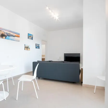 Apartament Dai Bersaglieri Big House Bari